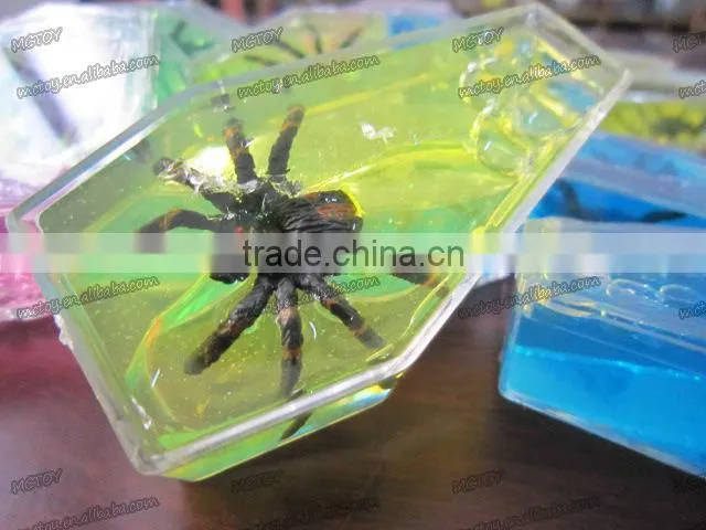 Factory supplier wholesale Crystal Coffin putty with dinosaur frog spider lizard alien crystal gift crystal toy crystal ball