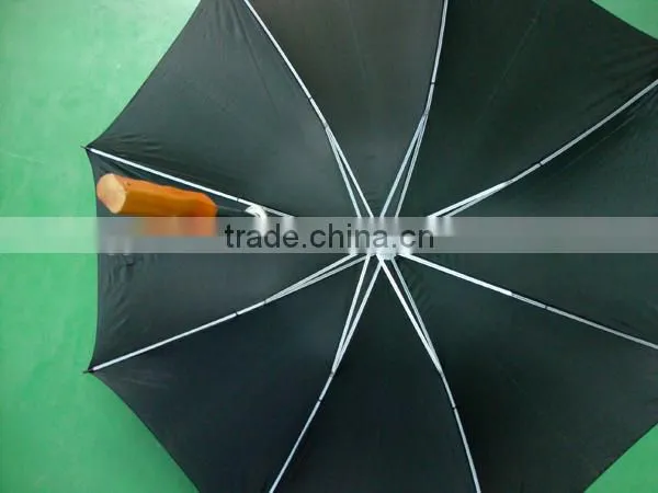 Cheap Promotional Umbrella with Wood Handle