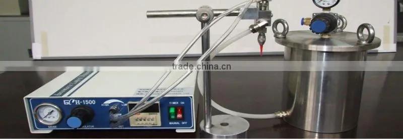 Mini solder paste dispenser