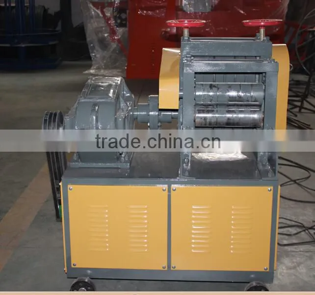Straightening And Cutting Machine For Scrap Rebar