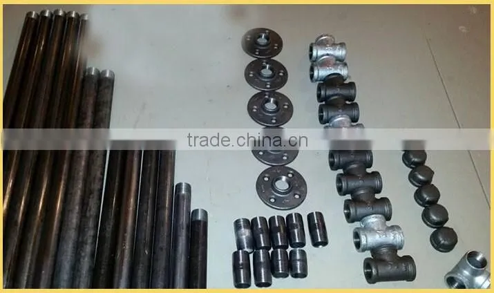 China manufacturer supply black npt threaded elbow union tee pipe fittings