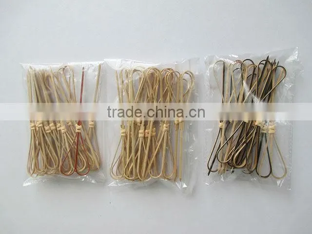 Natural bamboo pick (twisted)