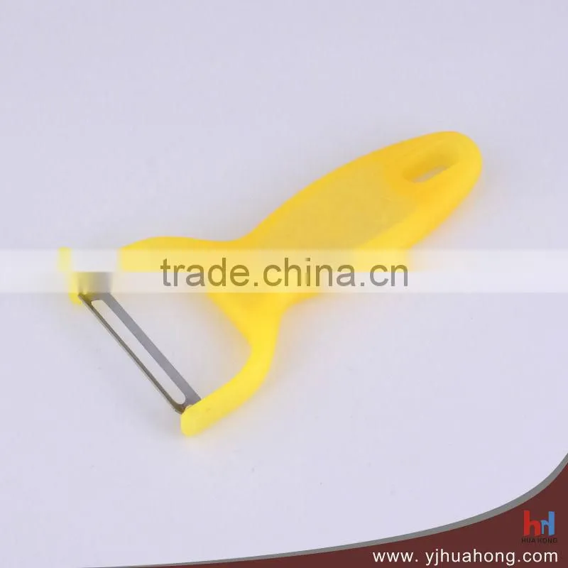 Wholesale Price Kitchen Vegetable Fruit Plastic Peeler HPL-12