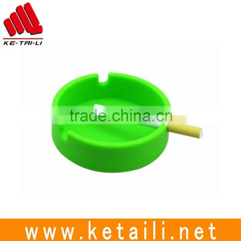Made in China Silicone Rubber Round Gift Smoke Absorbing Smoking Accessories Ashtray Factory