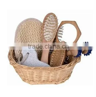 2013 Woven Basket Bath Gift Set
