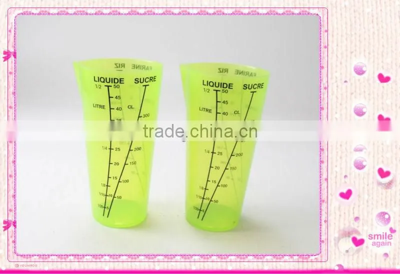plastic measuring cup