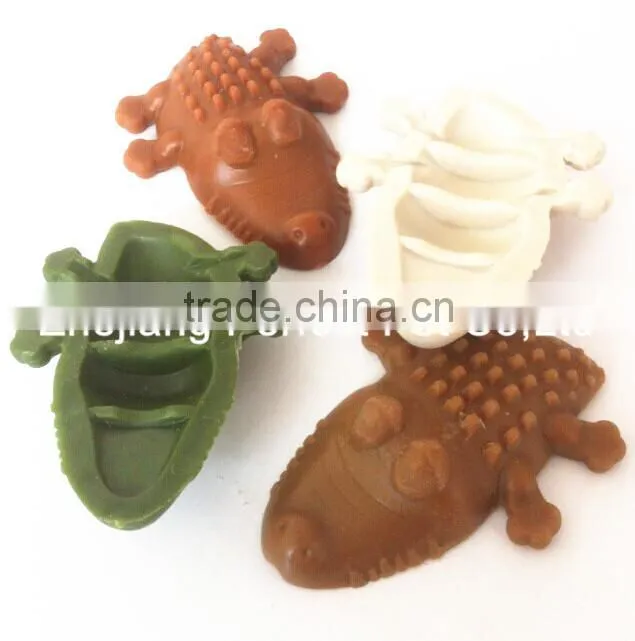 dog food shaped crockodile dental treats