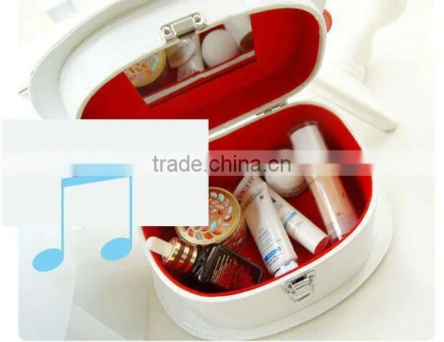 2012 Hello Kittly cute cosmtic box