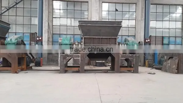 Multifunctional twin shaft wood shredder