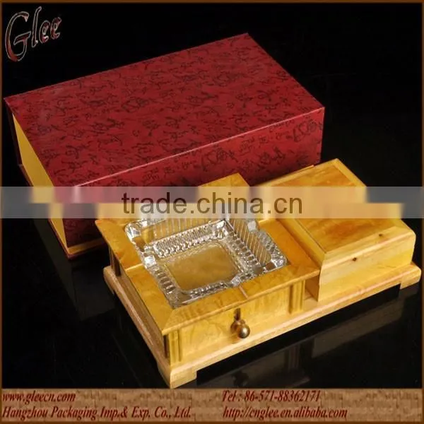 Gold wooden cigarette case with ashtray