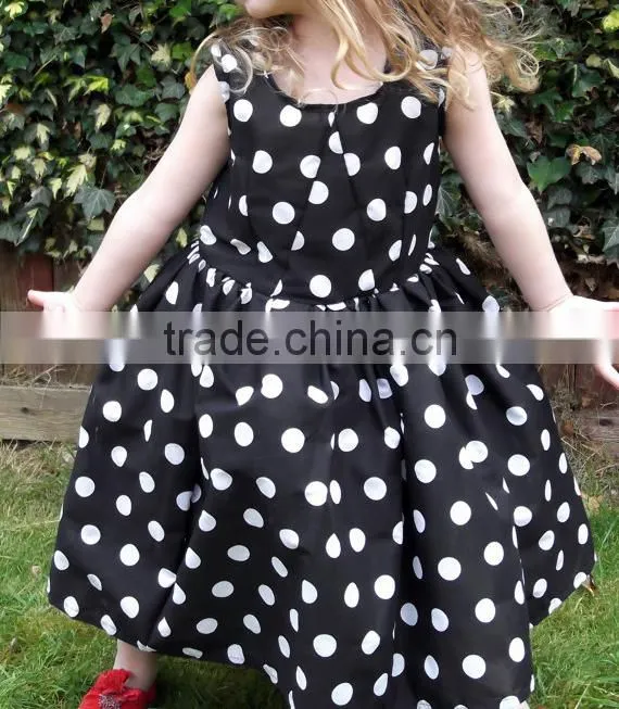 100% Cotton Baby Clothes Factory Direct Wholesale Baby Girls Polka Dot Aprons Lovely Bib for Kids