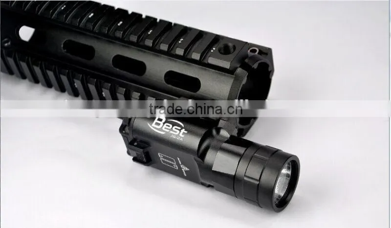 China 500 Lumen Gree Tactical Flashlight LED light
