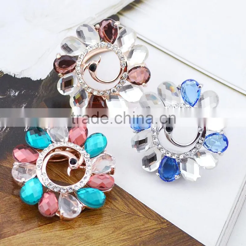 Elegant Design Beautilful Silver Diamond Peacock with Crystal Brooch Fashion Circle Brooch