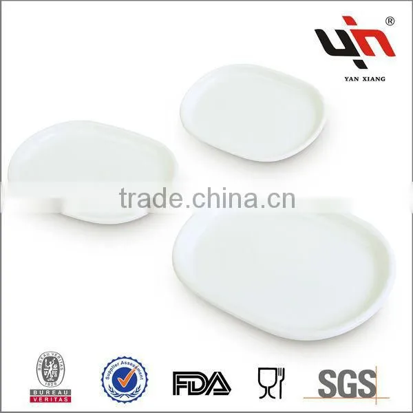 2014 Ceramic Oval Plate