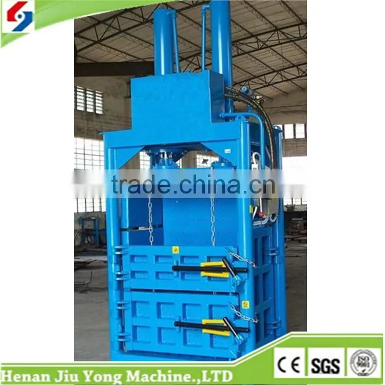 2015 Hot Sell Good Quality CE Approved Hydraulic Rice Husk Baling Machine