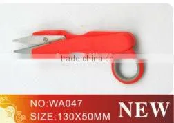 Plastic safe thread cutting scissors