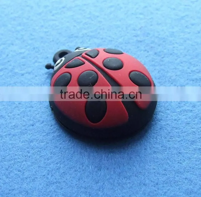 factory molding black PVC shoes tags