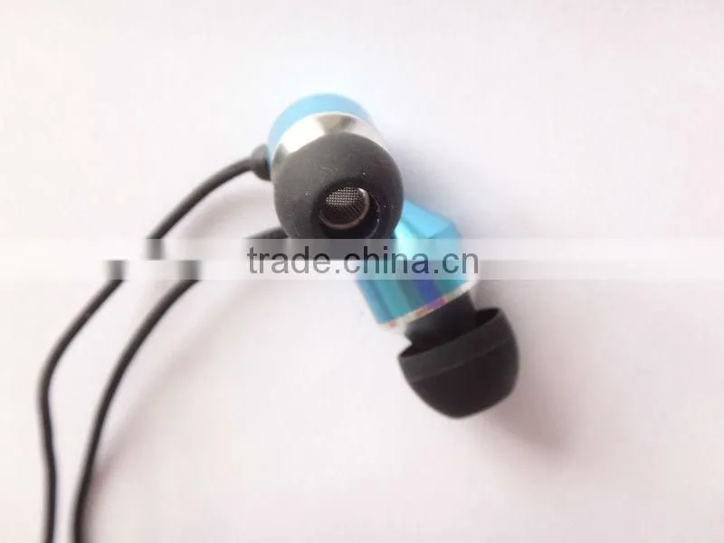 High quality newly design metallic fashionable earphone for mp3