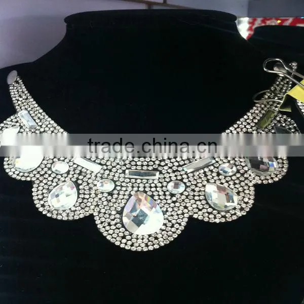 2014 wholesale rhinestone handmade collar bead trim