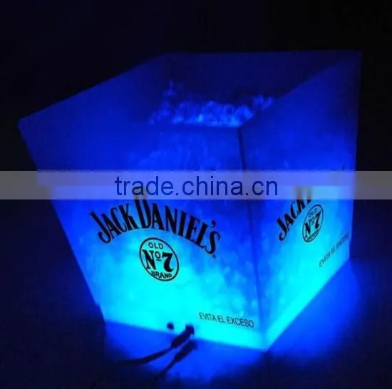 Double wall plastic acrylic led ice bucket with tube for bar, KTV