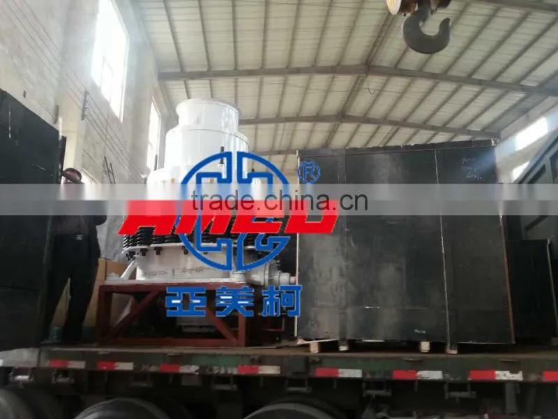 big capacity Symons cone crusher for crushing strong stone