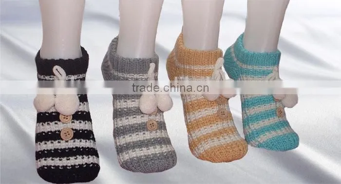 womens Floor/home socks with lovely pomp