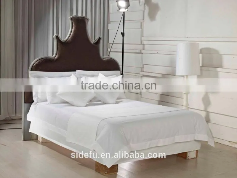 China Manufactural High Quality Wide Dobby Border with Embroidery Hotel Terry Hand Towel