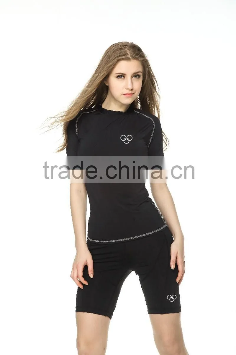 (OEM/ODM Factory)themal travel wear fitness slim fit sportswear training tops