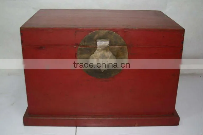 Chinese Antique Red Suitcase