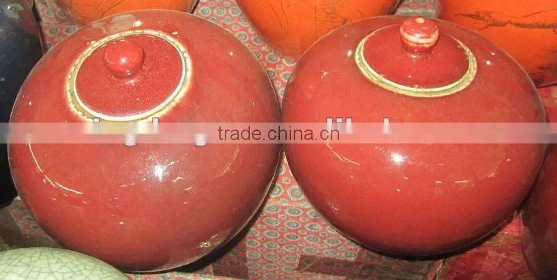 Chinese antique elegant Red Porcelain Jar