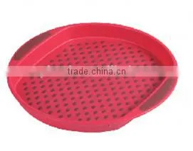 Wholesale plastic anti-skid food round serving tray with handle