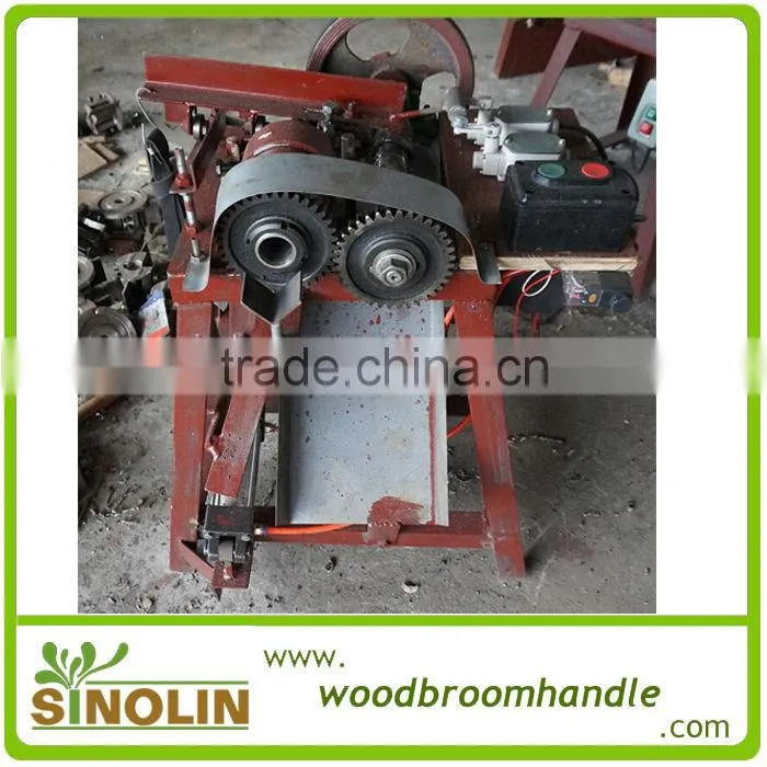 China factory professional machine making wooden broom handle , screw making machine