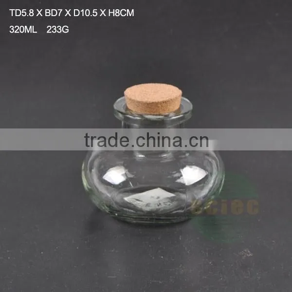 high-quality glass spice jar with wooden lid