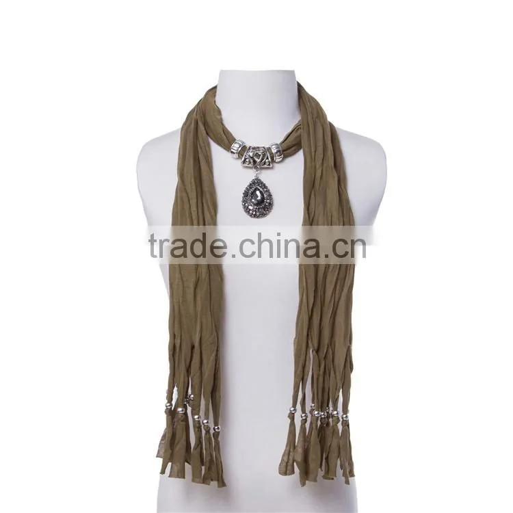 2016 New design tear drop shaped pendant scarf