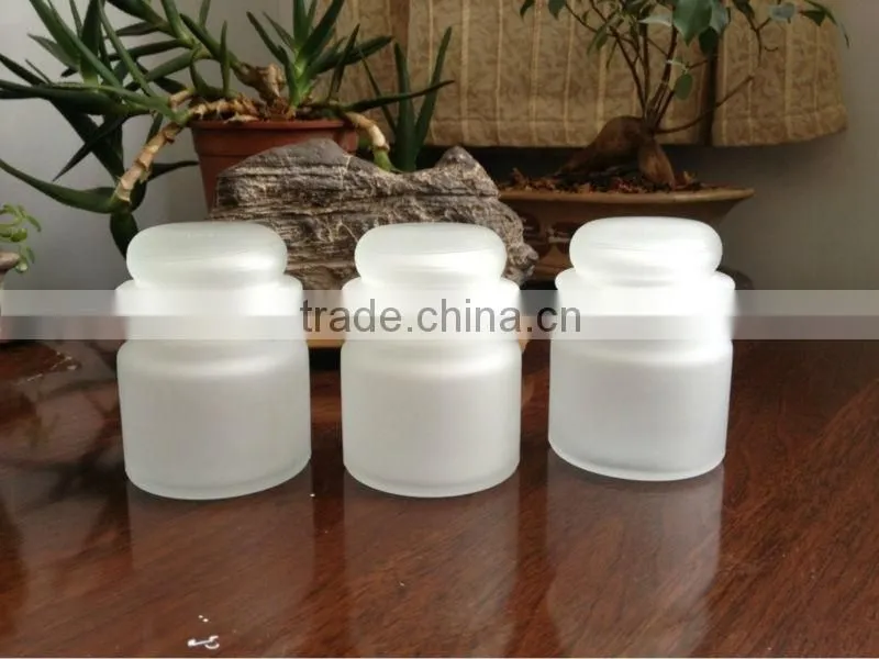 glass candle jar with a glass lid