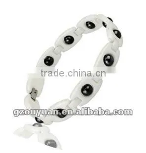 selling well bracelet