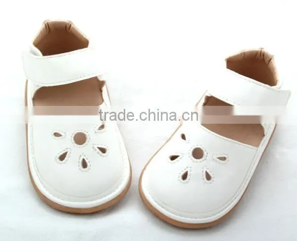 Kid squeaky shoe China