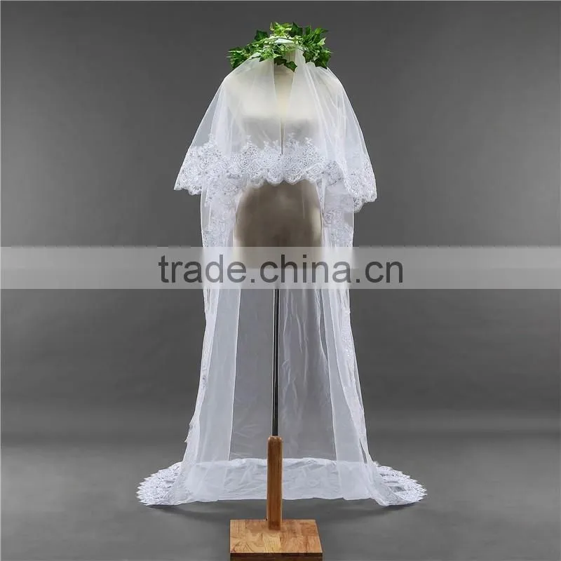 2017 wholesale Wholesale White Wedding Lace Bridal Veils Fashionable long Tulle HL09