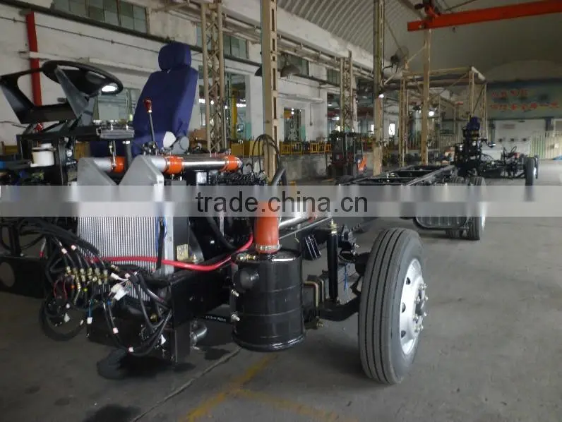 Dongfeng EQ6100K 10m 4x2 bus chassis lin