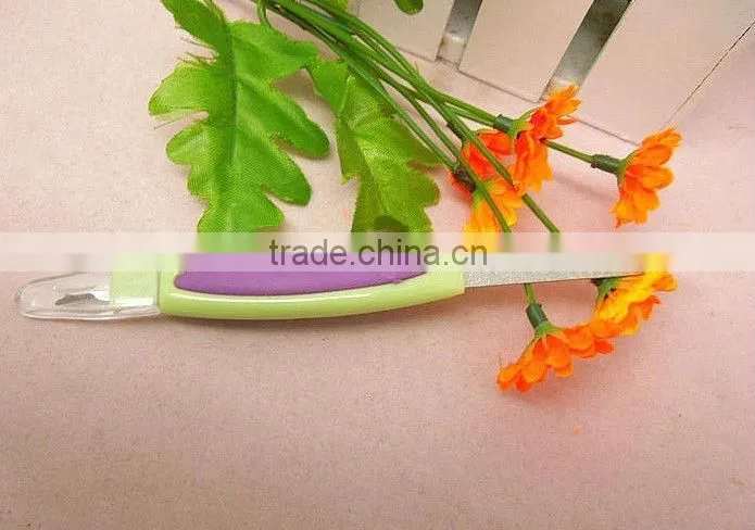 Multifunctional nail file