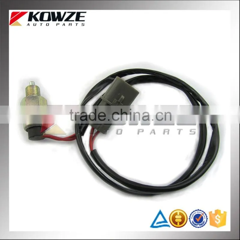 Freewheel Clutch Switch for Mitsubishi Pajero V23 V25 V43 V44 V45 V46 6G72 6G74 4D56 4M40 MR196931 MB620505