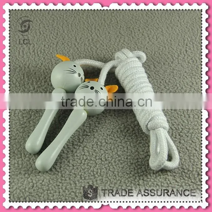 Wooden handle skipping jump rope, rope skipping for kids