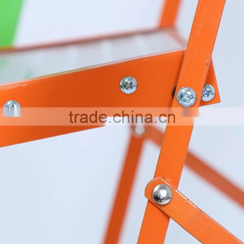 4 steps ladder with wing clothes hanger rack
