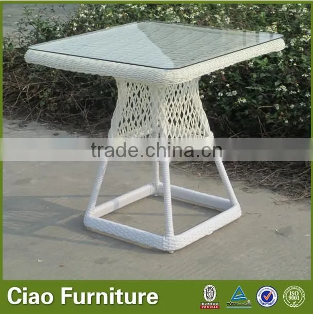 Powder coated home rattan outdoor table