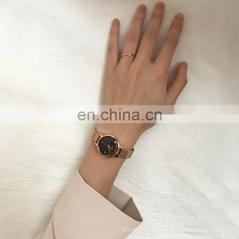 Chic watch women's Retro small dial art versatile temperament chain Mori students women's watch chic