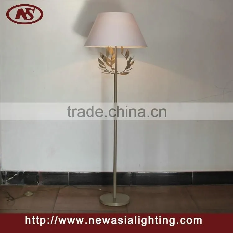 Alibaba supplier wholesales flower floor lamp high demand products in china