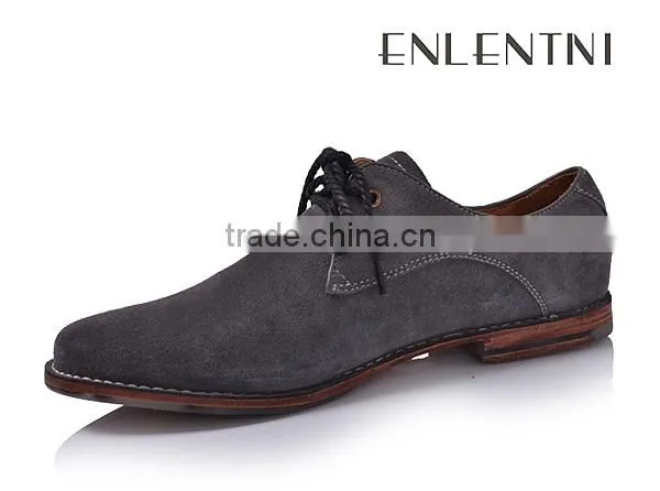 High quality Fashion casual shoes in leather outsole with the suede upper