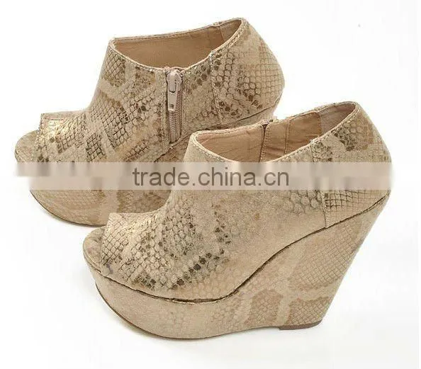 New arrival sexy snake PU peep toe wedge heel ladies shoes