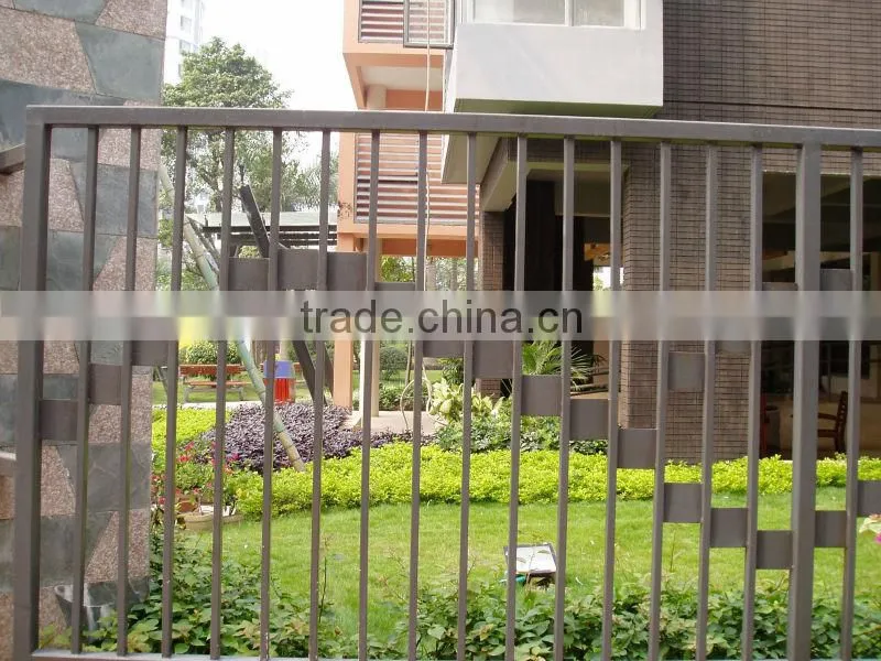 2013 Top-selling garden hand-polished cast iron fence