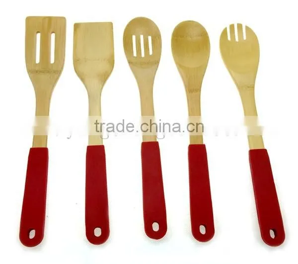 tea spoon in heart shape flexible silicone baby spoon